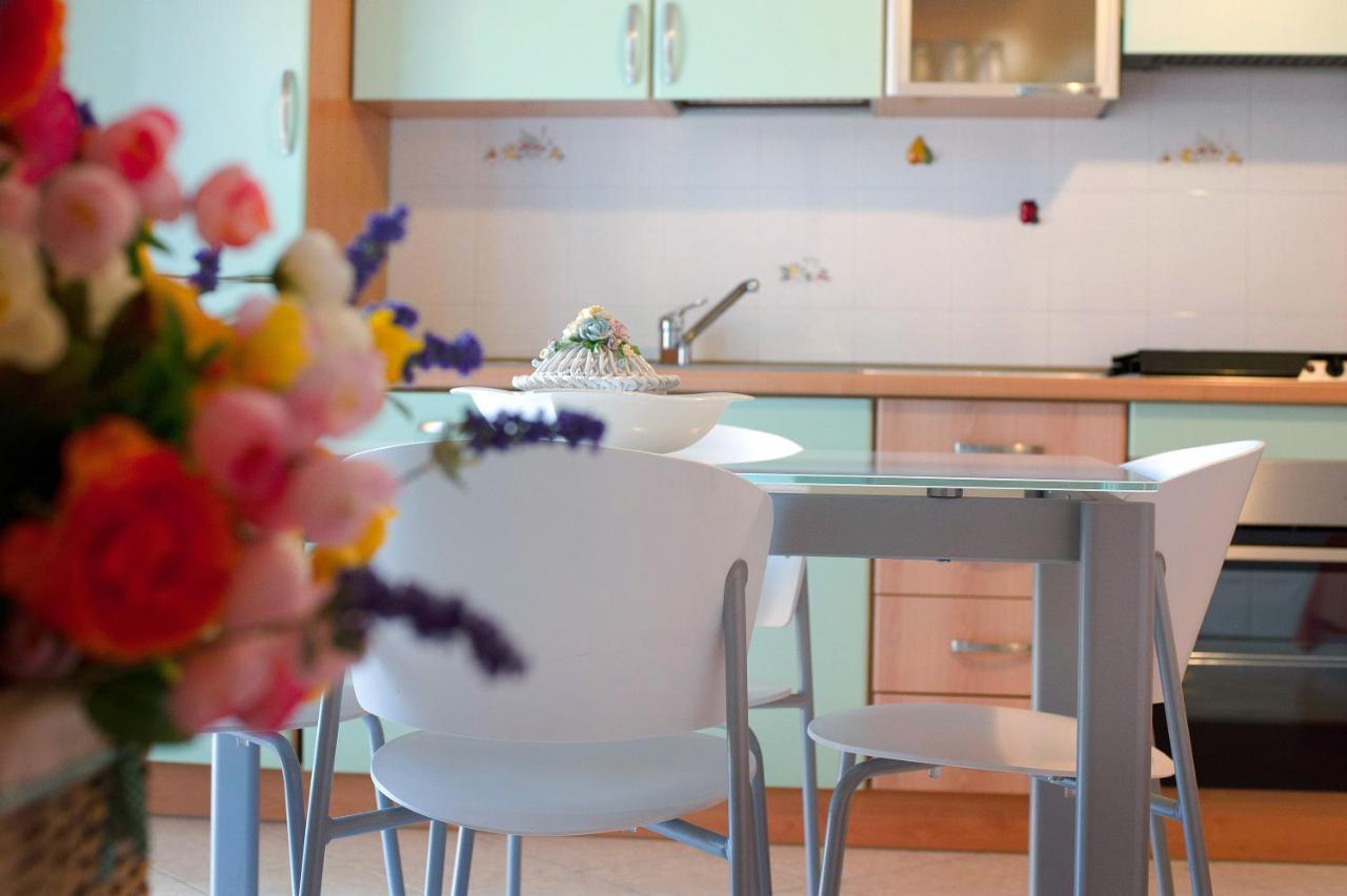 Trilocale Mazzini Con 2 Balconi Apartment Varazze Exterior photo