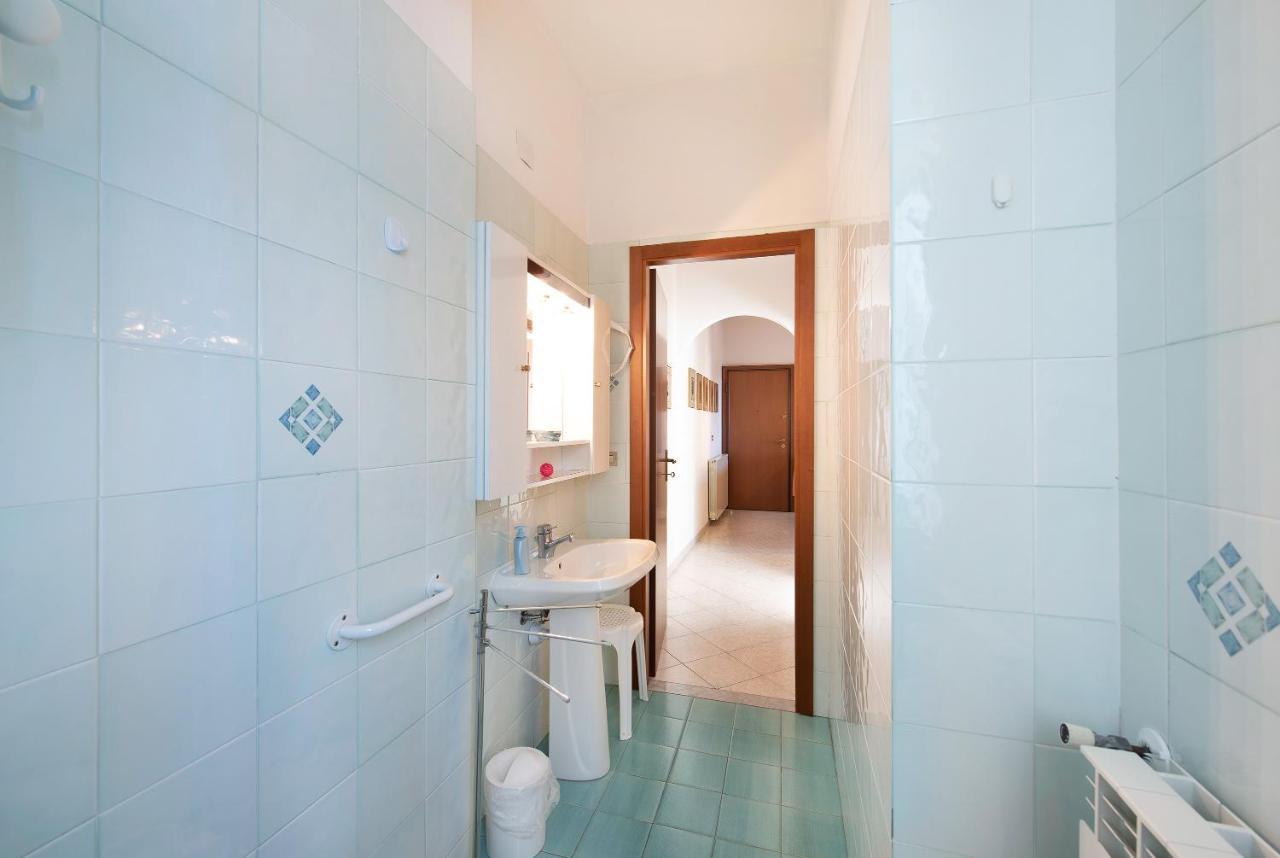 Trilocale Mazzini Con 2 Balconi Apartment Varazze Exterior photo